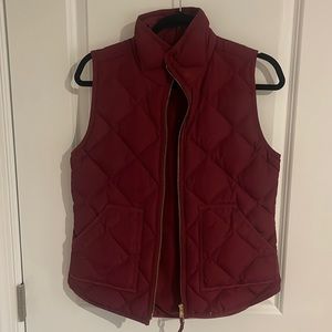 J crew puffer vest in burgundy